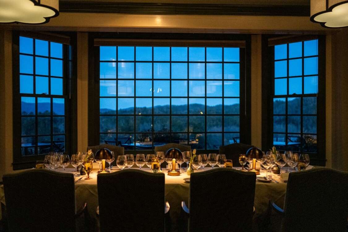 Dogwood Dinner Place Settings