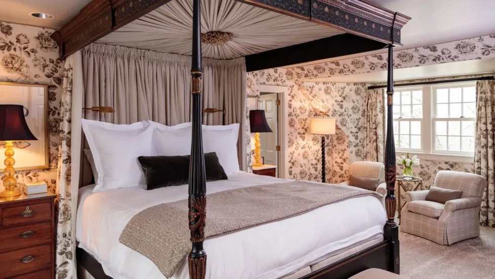 Historic Room Bed
