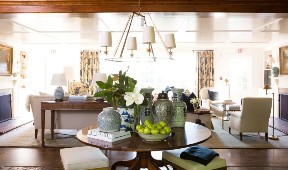 Estate Room Lounge Area