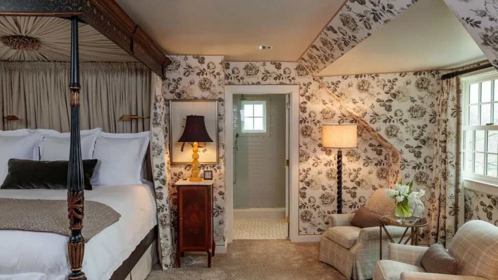 Historic Room Bed and Bathroom