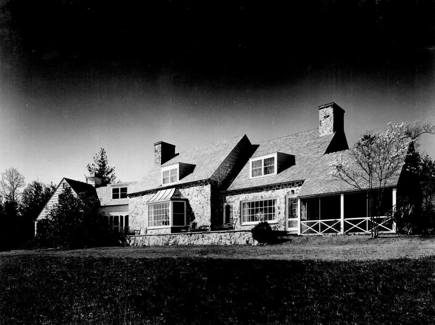 Vintage Main House Image
