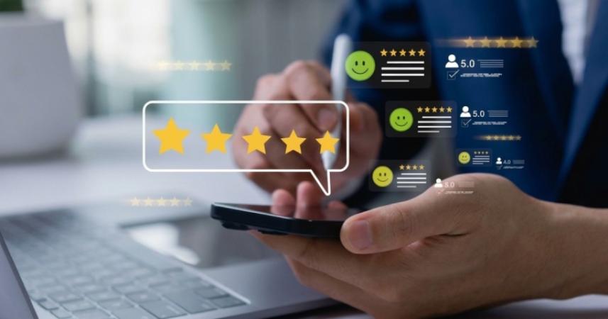 Customer support and loyalty: recognizing returning customers, not just replying fast