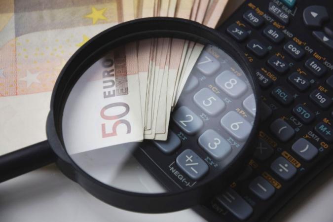 The hidden cost of paying for support per agent: why the per-seat model holds you back