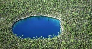 Qu’est-ce qu’un trou bleu ?