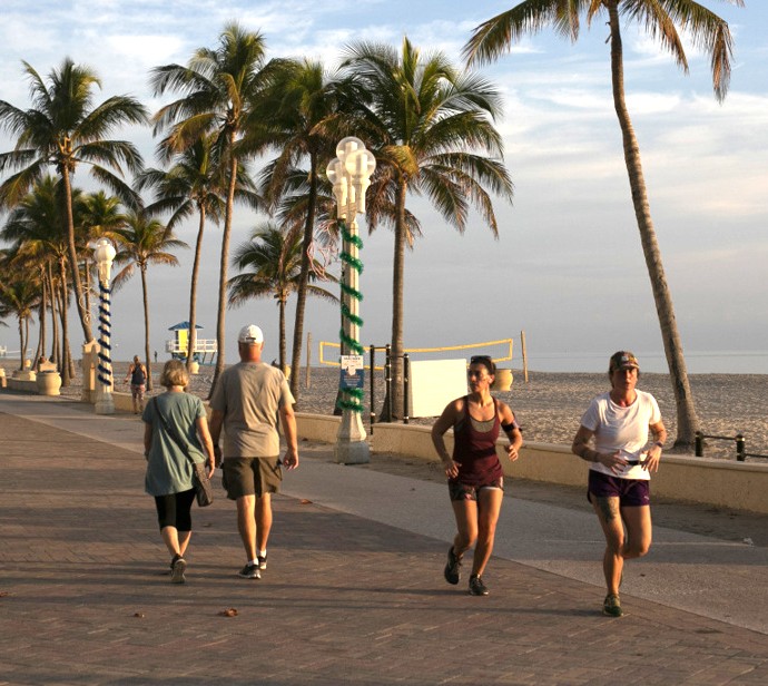 Voici pourquoi la marche en Floride durant l'hiver prévient-elle le cancer de façon efficace?
