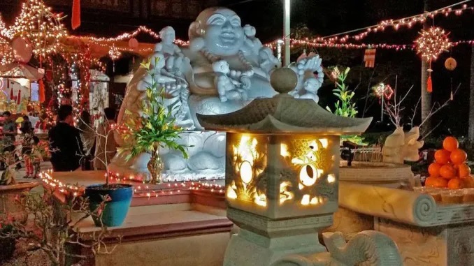 L'Extrême-Orient rencontre la Floride et vous invite pour le Nouvel An lunaire au monastère bouddhiste vietnamien de Davie.