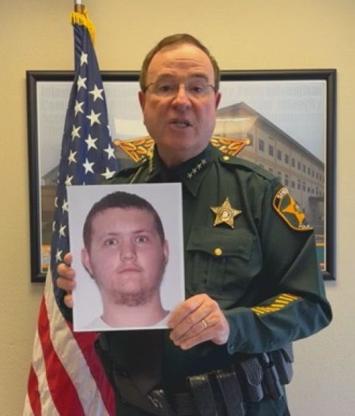 Un autre jeune homme de Floride abattu par la police après avoir frappé sa grand-mère de 81 ans avec une voiture pour une barre de chocolat.