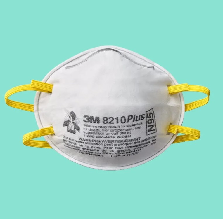 Le CDC met en garde les Floridiens et les touristes avec une vague COVID-19 où le niveau d'être contaminé est très élevés.