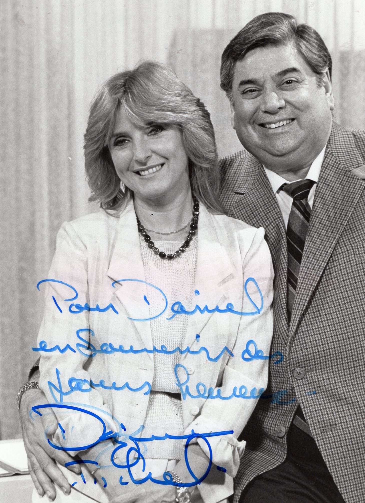 Tous ensemble souhaitons joyeux Noël à Dominique Michel