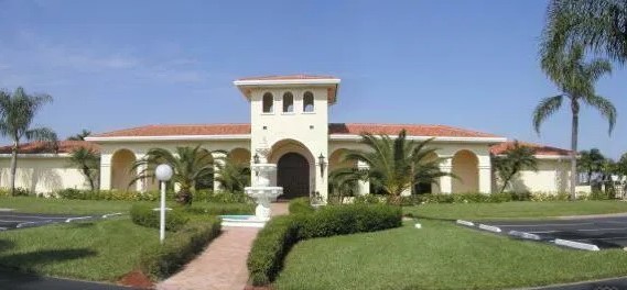 On vous attend en 2026 à La Paloma : Une Communauté 55+ exceptionnelle à Boynton Beach, Floride