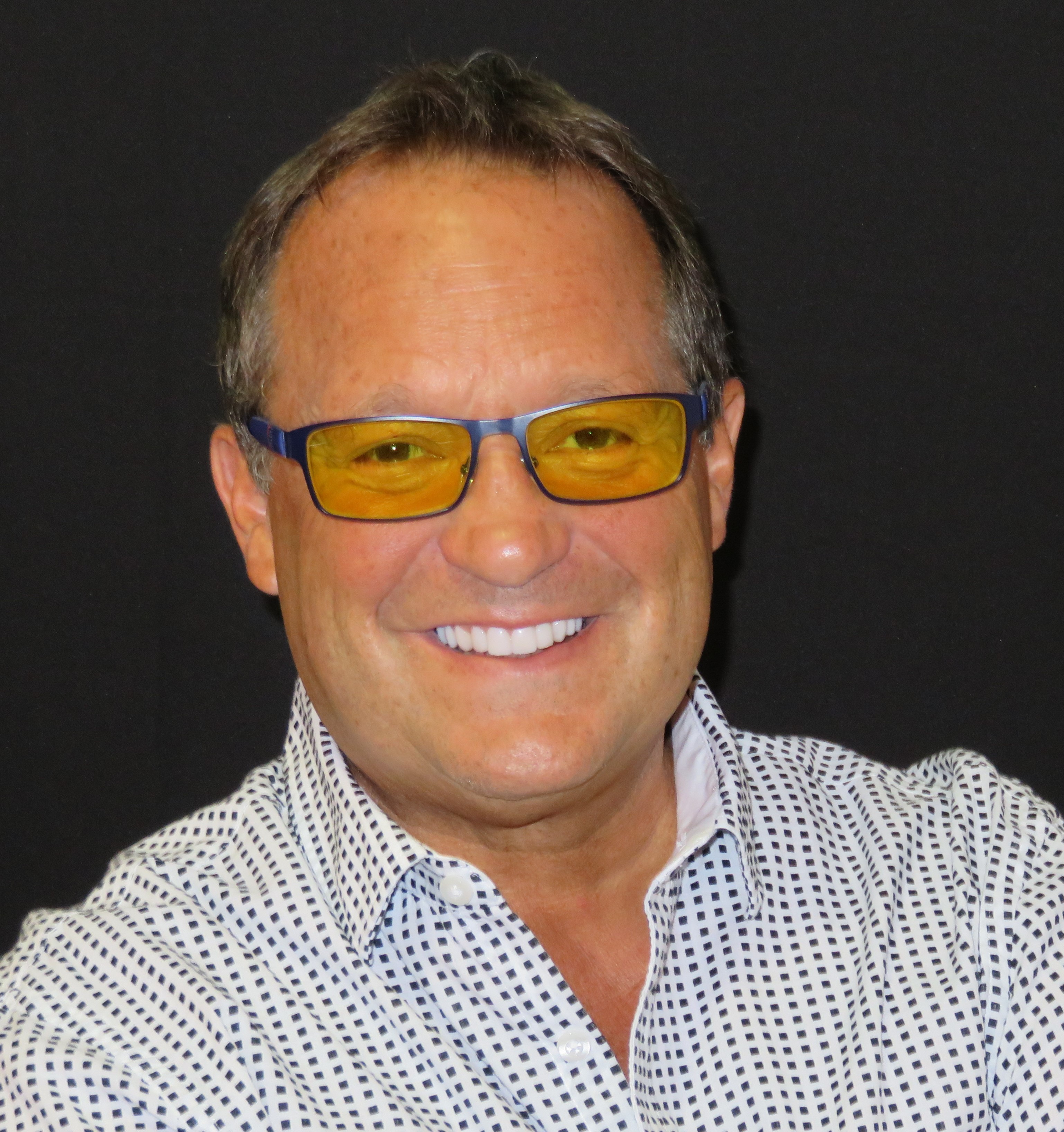 Jean Forand et l’Agence Timing : 20 Ans de Souper-Spectacles Inoubliables en Floride