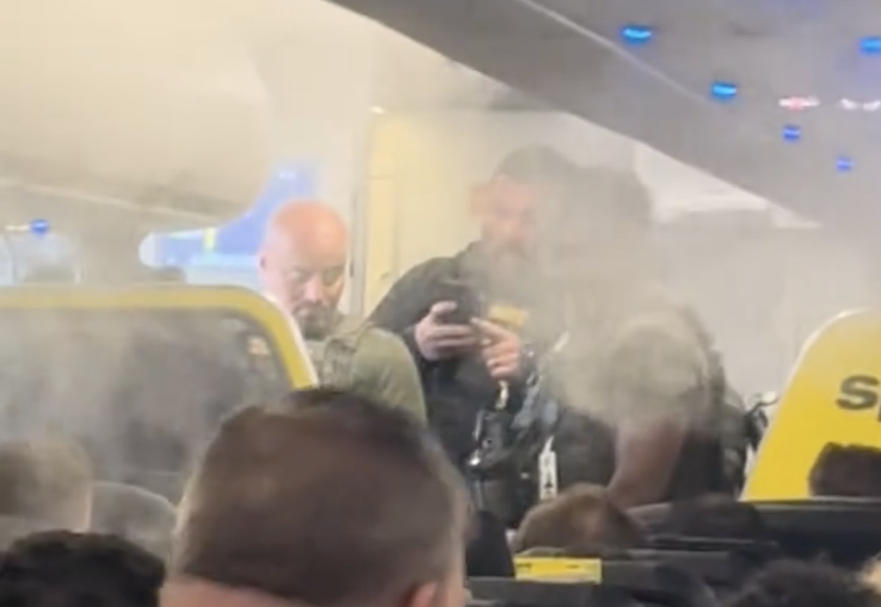 Un adolescent de 16 ans de Floride arrêté tout simplement pour une simple plaisanterie prise au sérieux à bord d'un vol de Spirit Airlines.