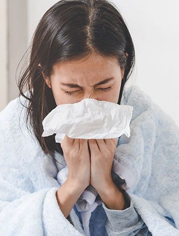 Une grippe qui frappe comme coup de poing !! avec la pire saison depuis 25 ans en Floride actuellement les cas pneumonies augmentent.