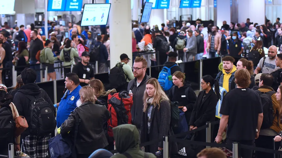 Selon vous quel est l'aéroport le plus fréquenté de Floride ? Selon vous quel est l'aéroport le plus fréquenté de Floride ?