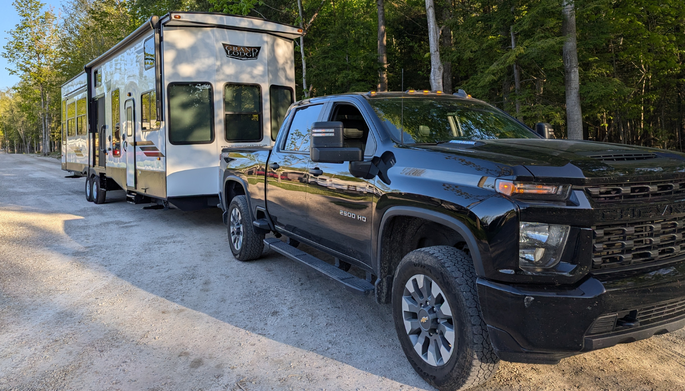 Transport VR Québec : une solution fiable pour déplacer votre véhicule récréatif entre le Québec et les États-Unis
