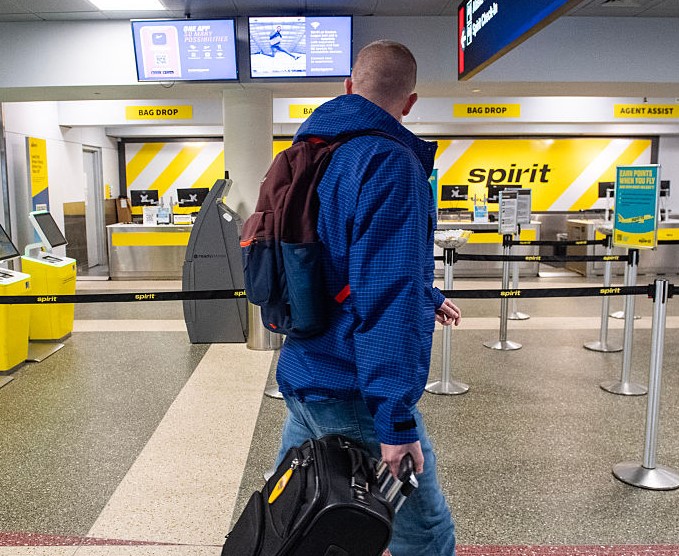 Des voyageurs aériens actuellement bloqués partout ! Spirit Airlines vient de cesser aujourd’hui ses opérations mettant la clé dans la porte…