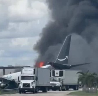 5 personnes perdent la vie plus de nombreux blessés dans un crash d’avion à l’aéroport de Miami. 5 personnes perdent la vie plus de nombreux blessés dans un crash d’avion à l’aéroport de Miami.