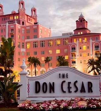 L'hôtel Pink Palace de la Floride reste une destination emblématique, 100 ans plus tard