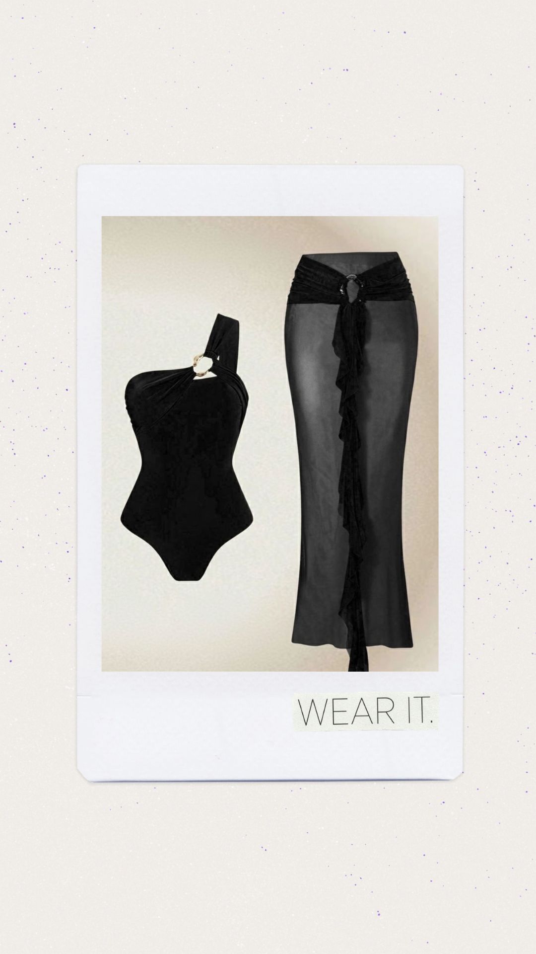 Una pieza color negro con salida de baño 