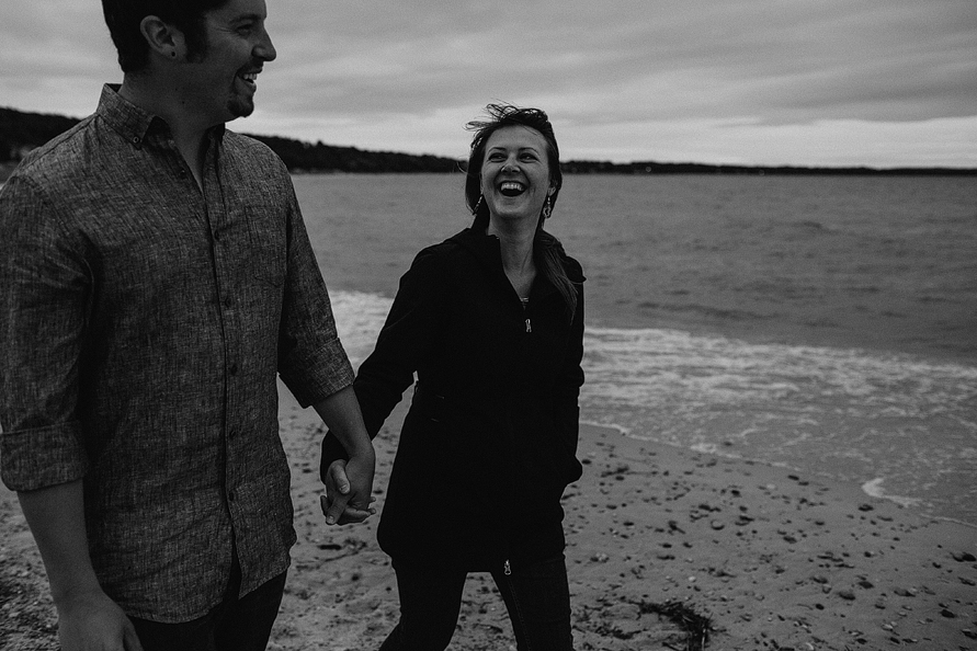 lake_michigan_engagement_session_16