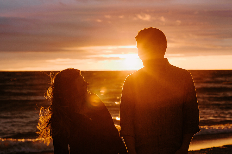 lake_michigan_engagement_session_19