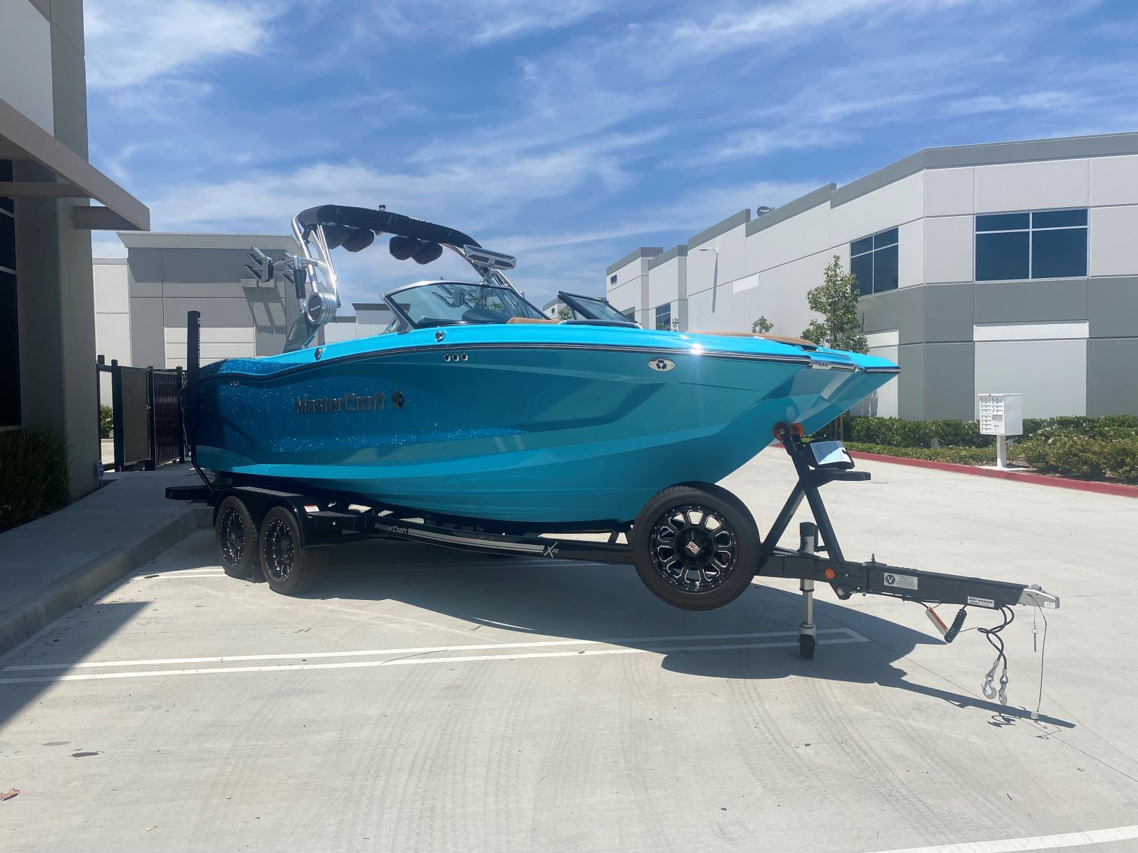 2021 Mastercraft X22 W/KAHUNA BLUE FLAKE Tilly Marine
