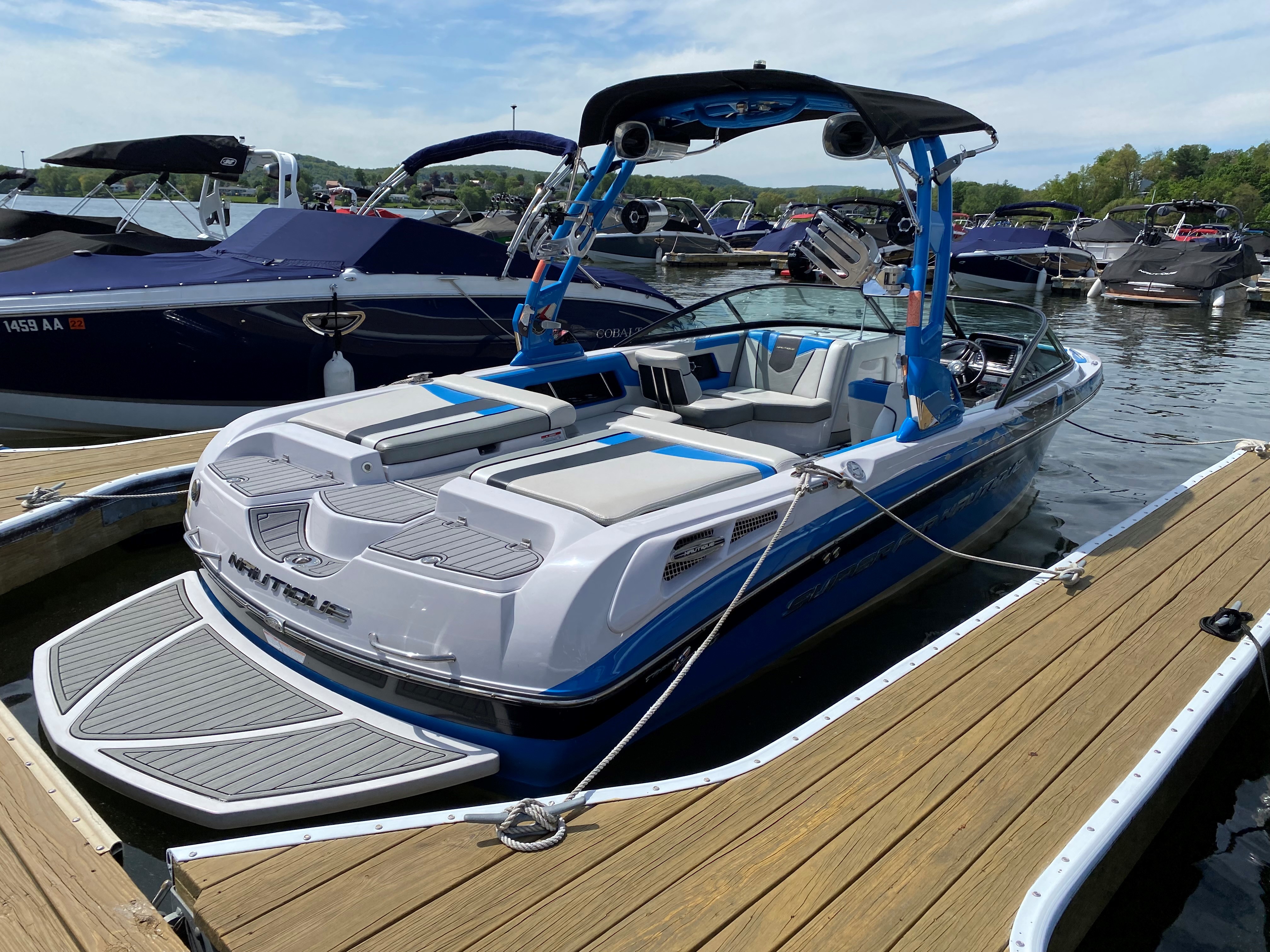 2012 Nautique 2300