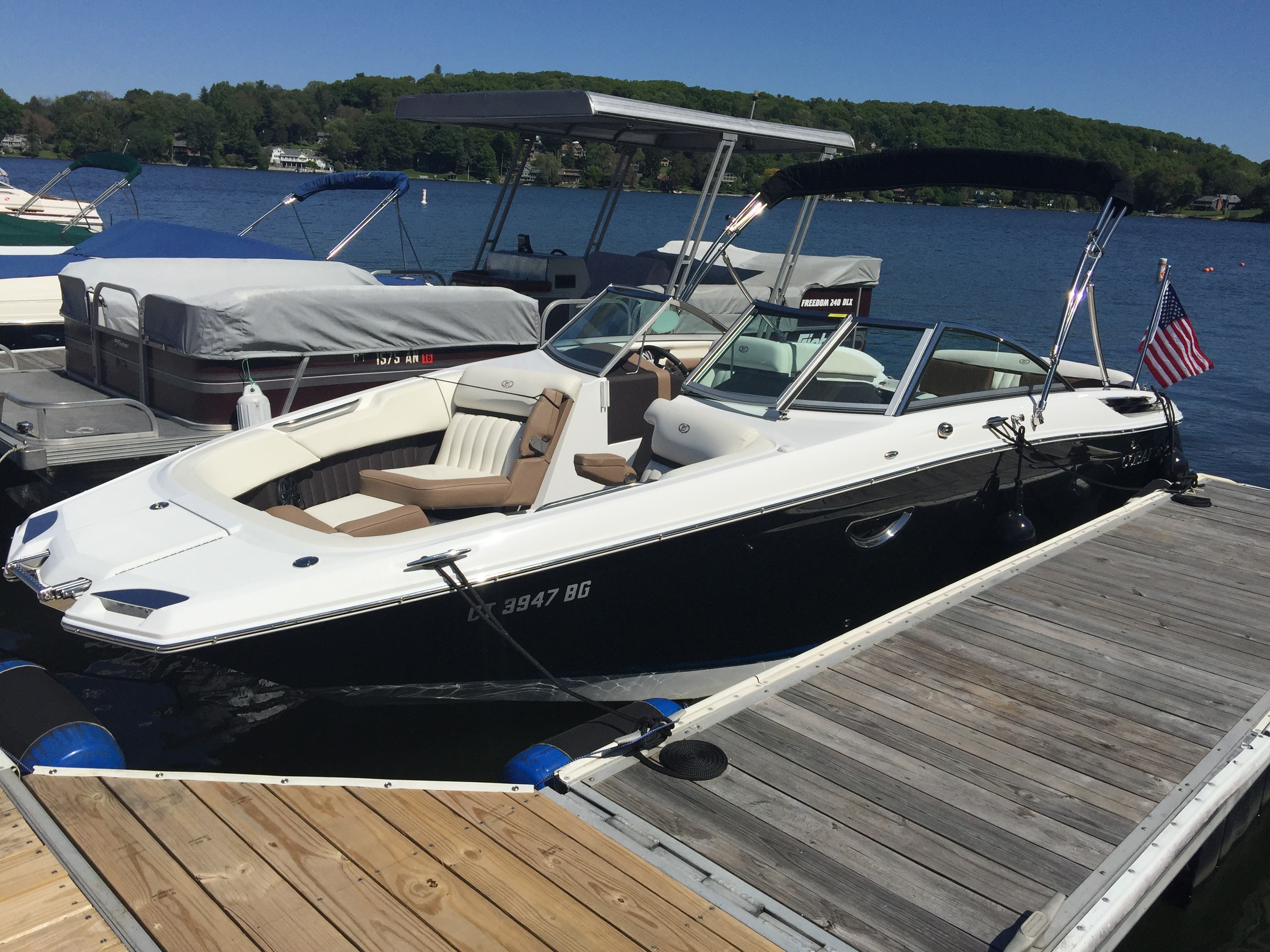 2015 Cobalt 24SD0 Boat