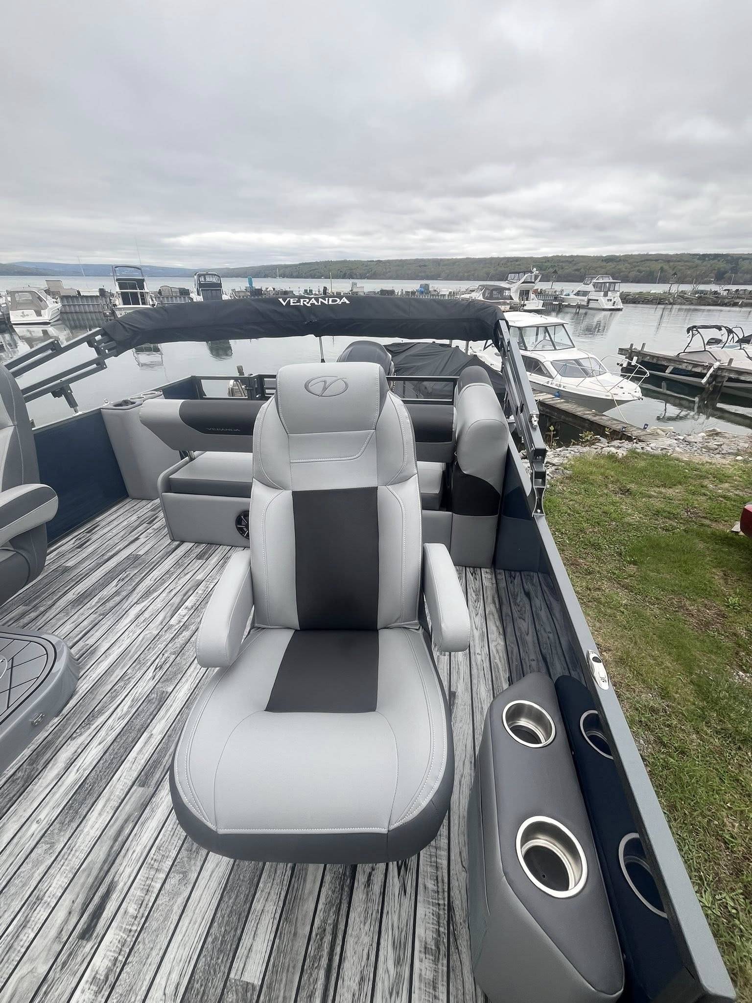 2025 Veranda VR25VLC-14