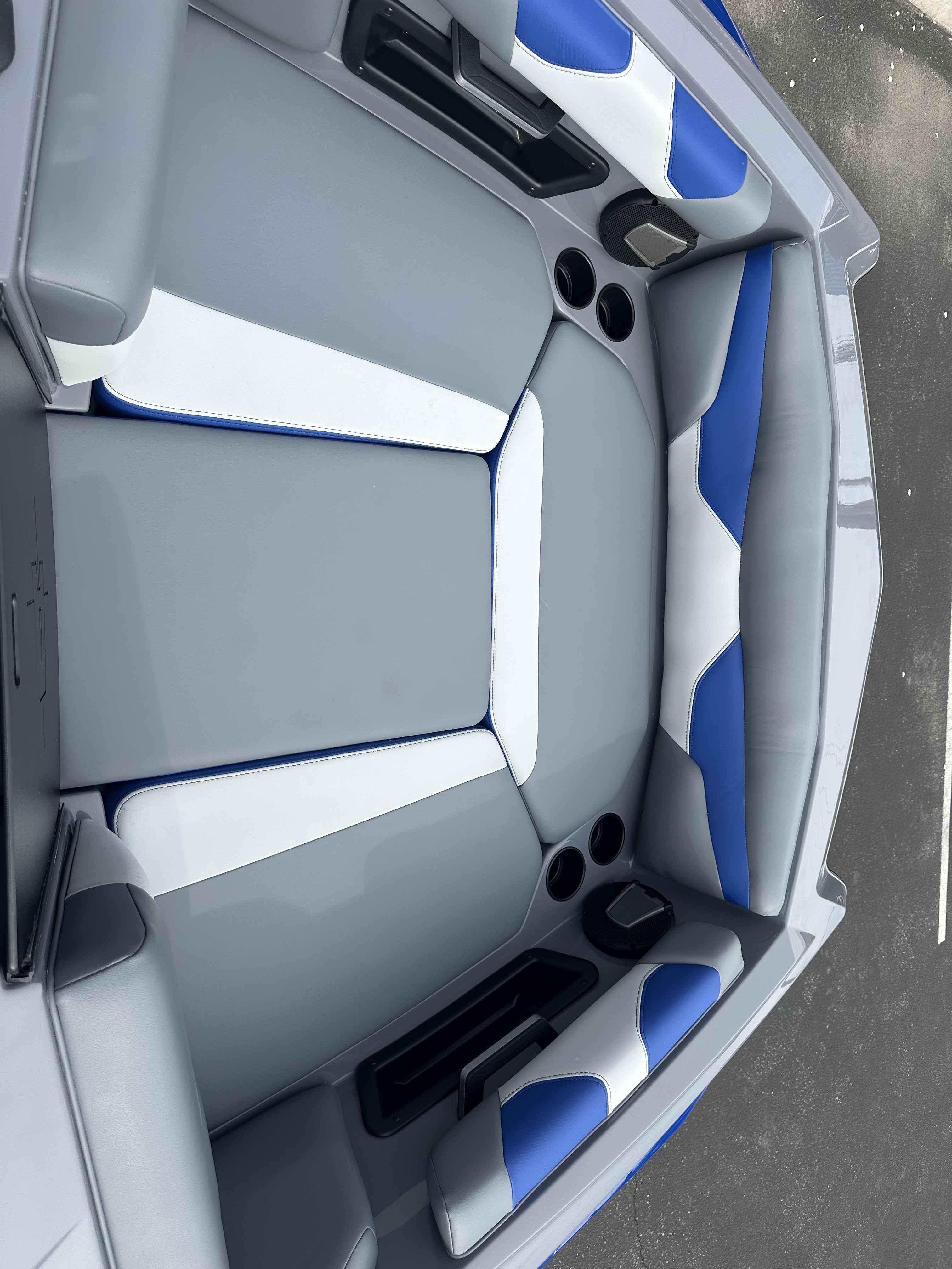 2025 Axis A20-7