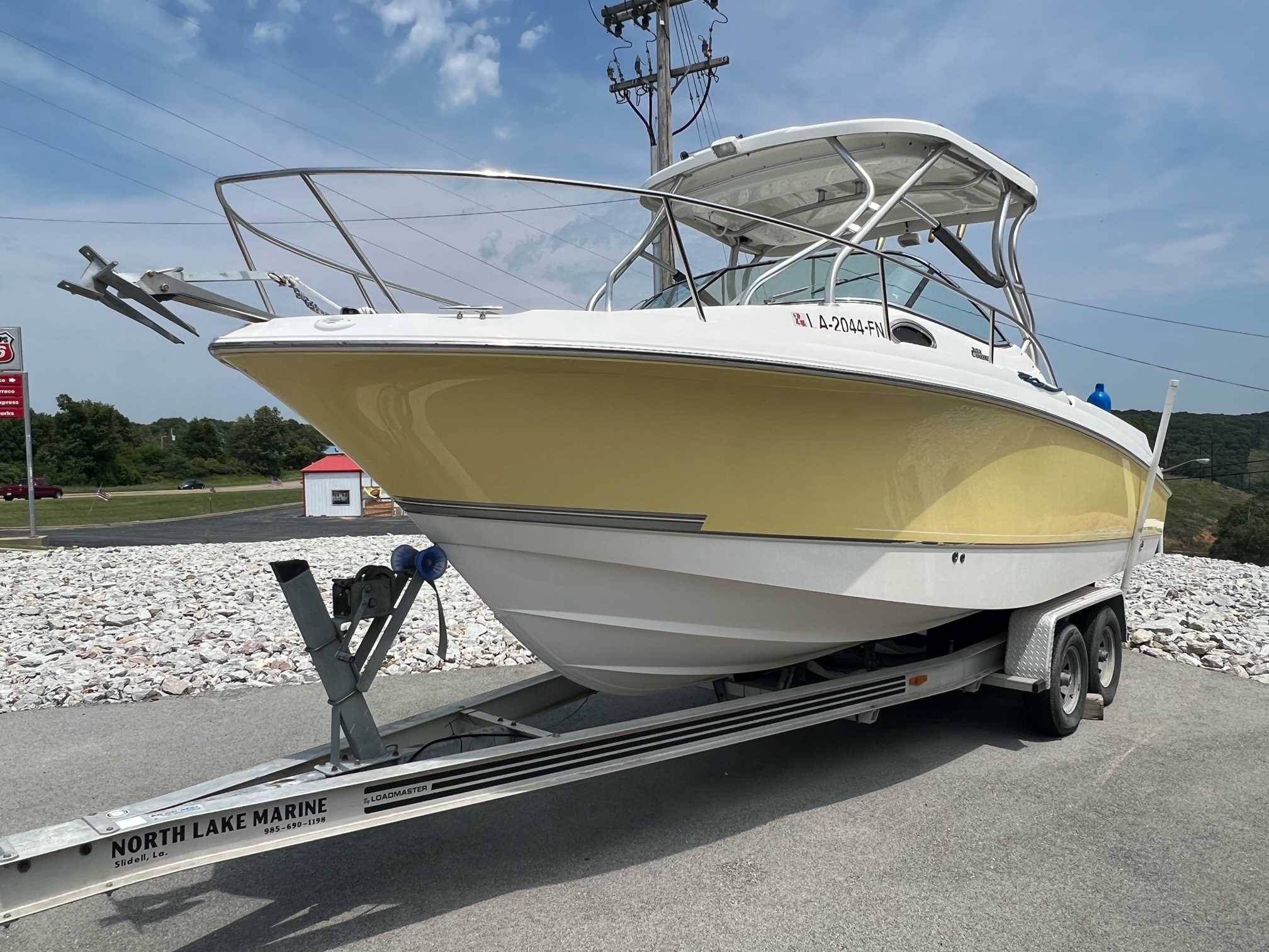 2004 Wellcraft 252 Coastal