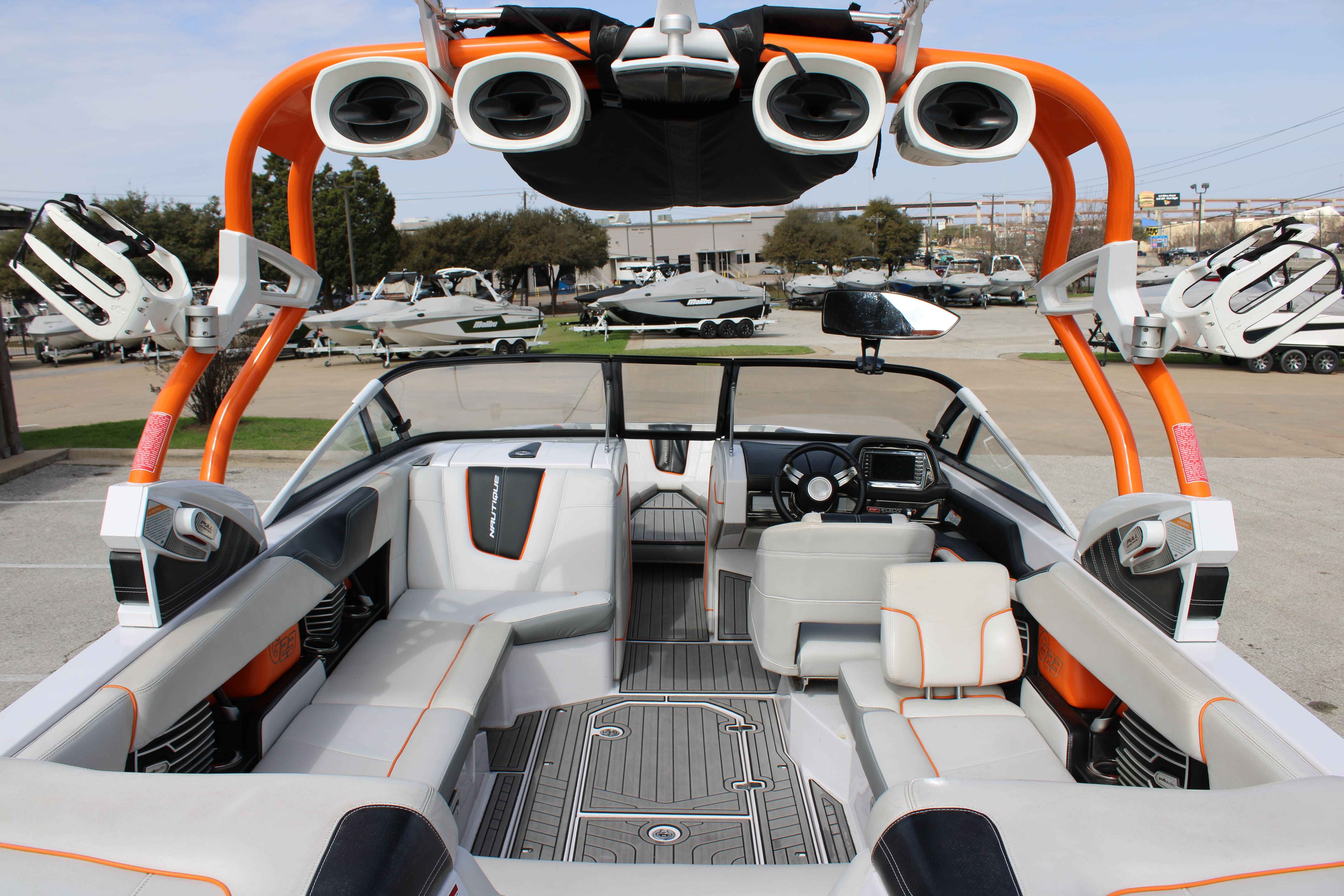 2013 Nautique G23-11
