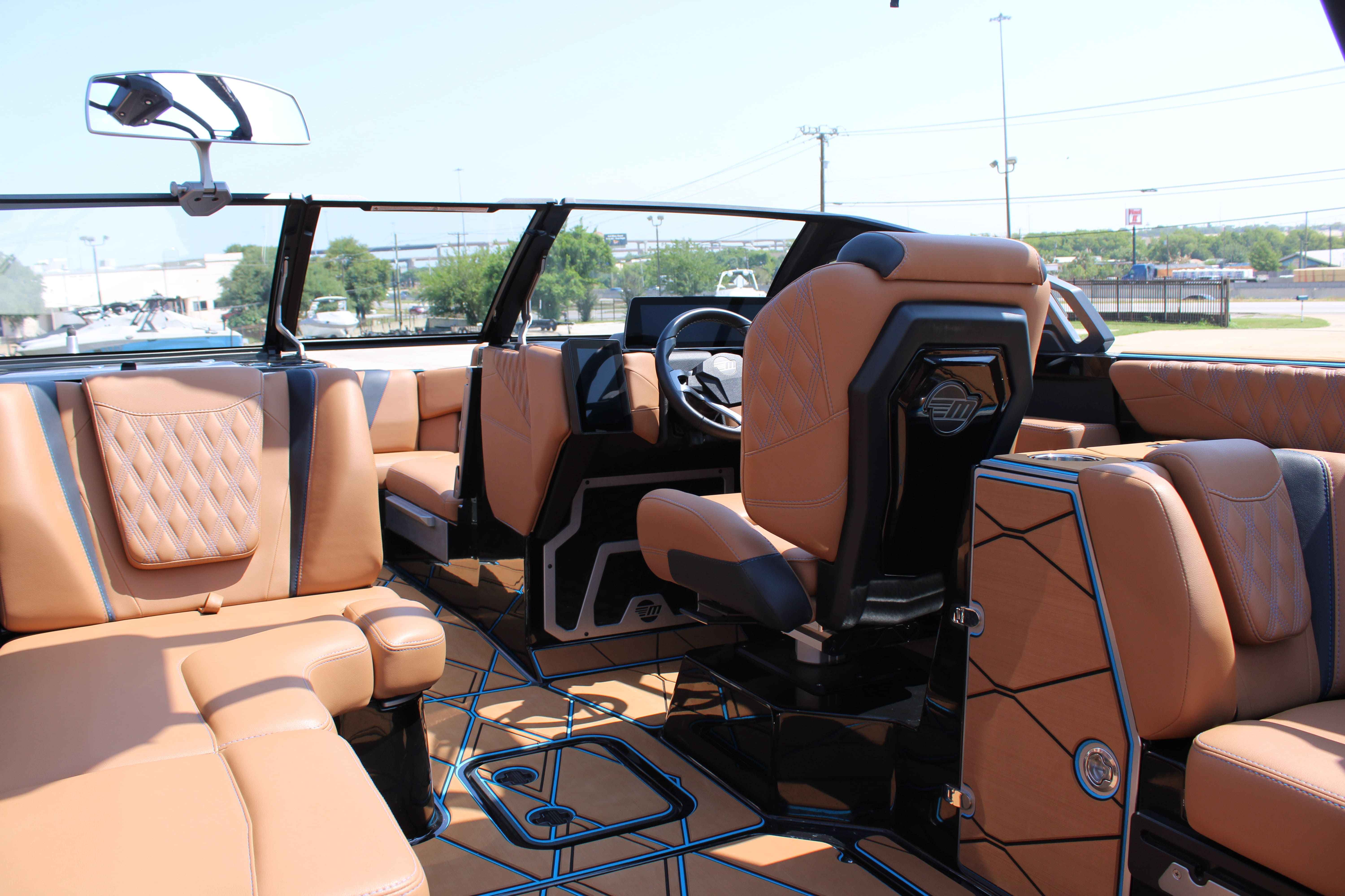 2025 Malibu Boats M242-12