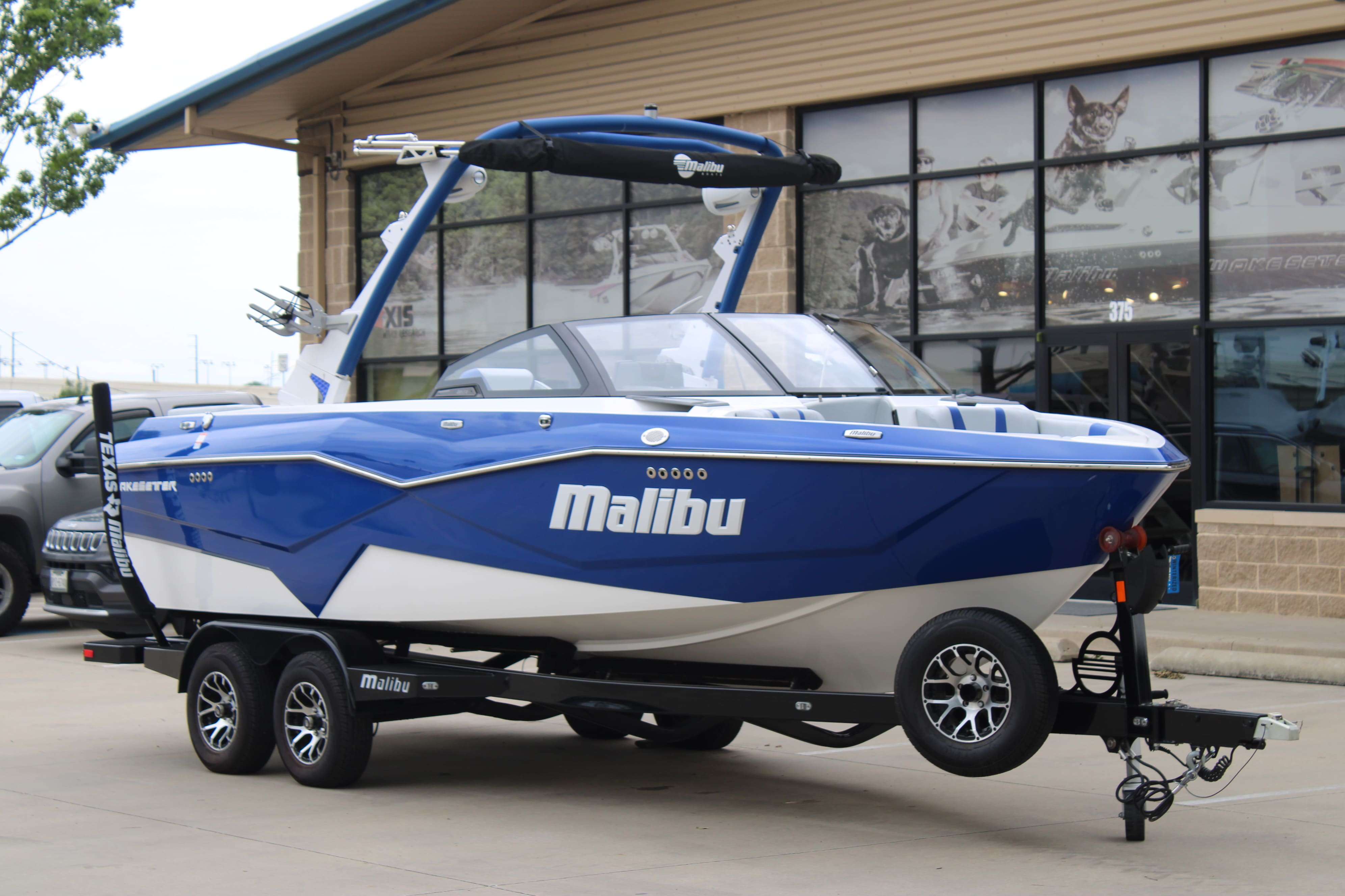 2023 Malibu Boats Wakesetter 22 LSV-2