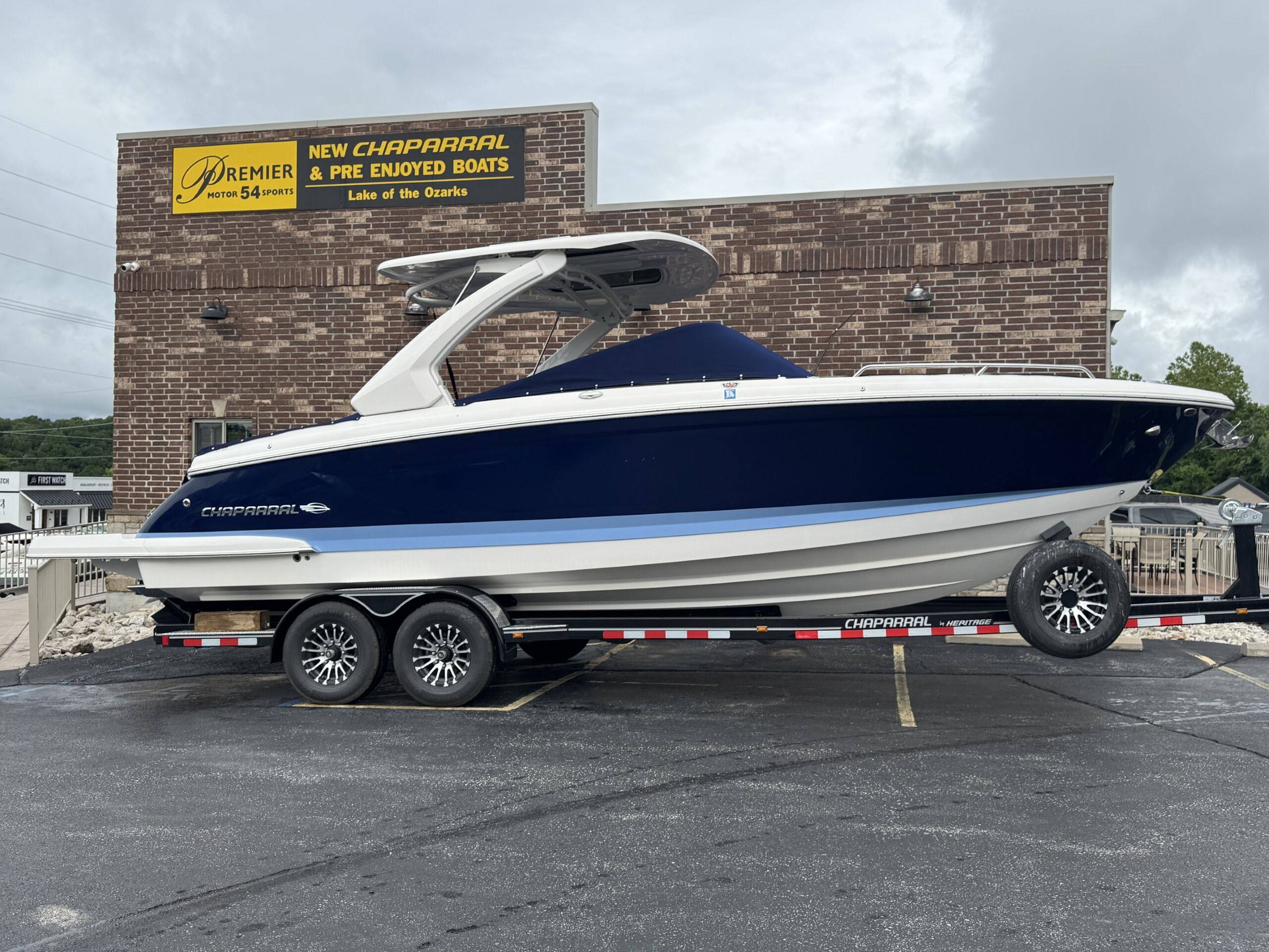 2022 Chaparral 307 SSX