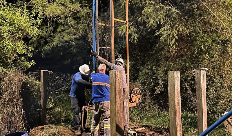 Foto de capa da notícia: Poço da Vila Tiaraju volta a funcionar após dois dias de trabalho intensivo