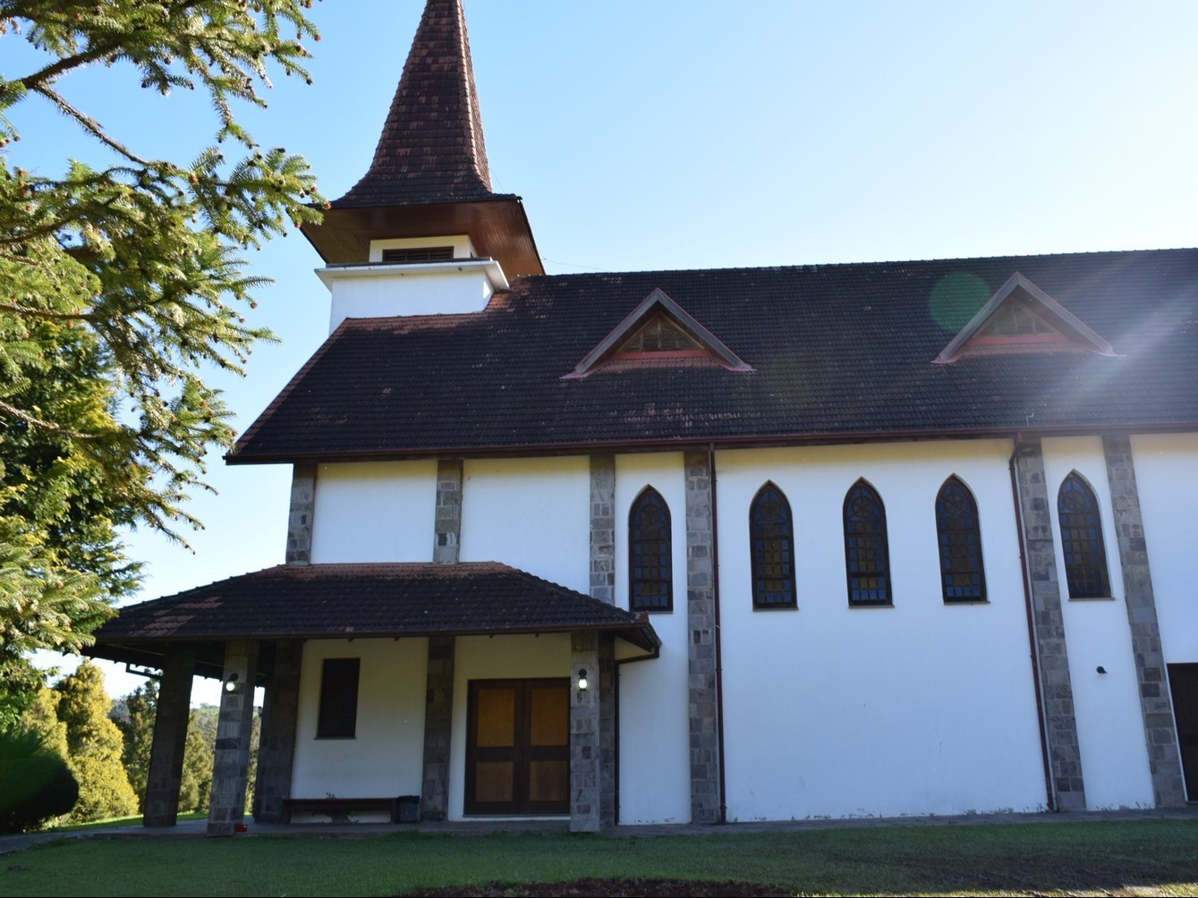 Foto de capa da notícia: Tarifa de manutenção do cemitério tem vencimento dia 31 de julho