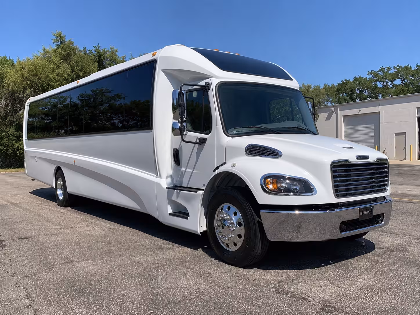 Exterior of a 34-40 Passenger Mini Coach in Bridgeport