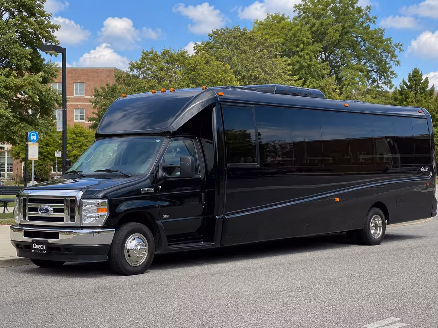 Exterior of a 28-33 Passenger Minibus in Bridgeport