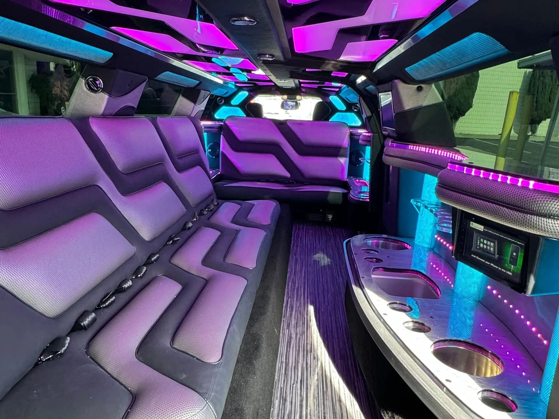 Chrysler 300 Limousine Interior Atlanta
