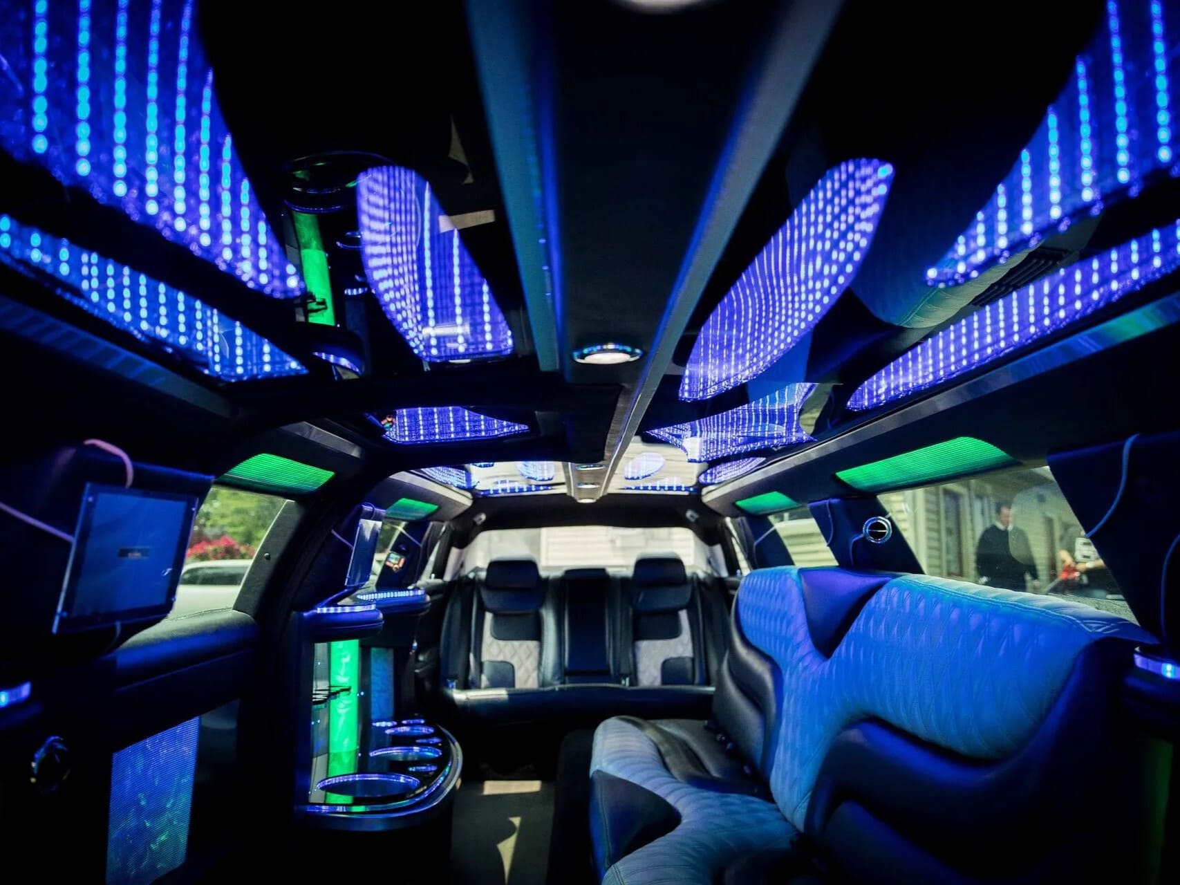 Lincoln Mkt Limo Interior Atlanta