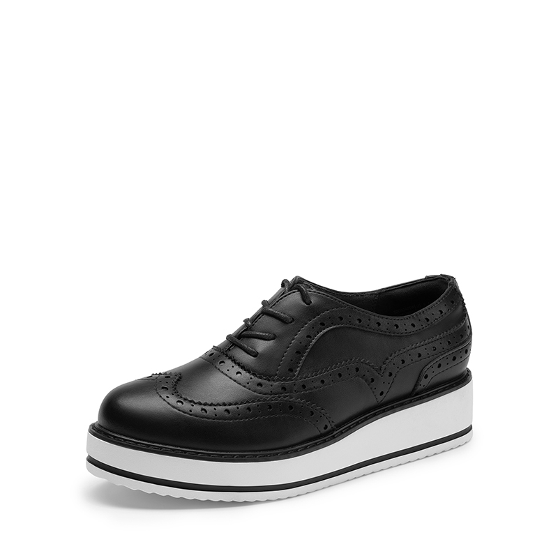 DREAM PAIRS Women   s Wingtip Oxford Sneakers — view 1