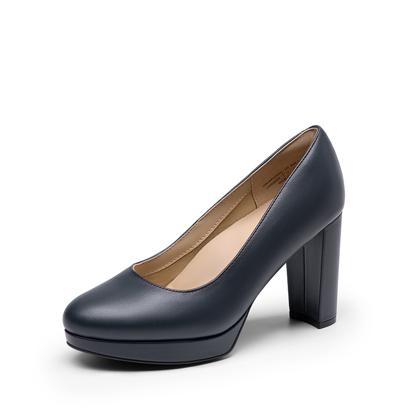 DREAM PAIRS Ascenelle Round Toe Arch Support Block Heel Pumps — view 1