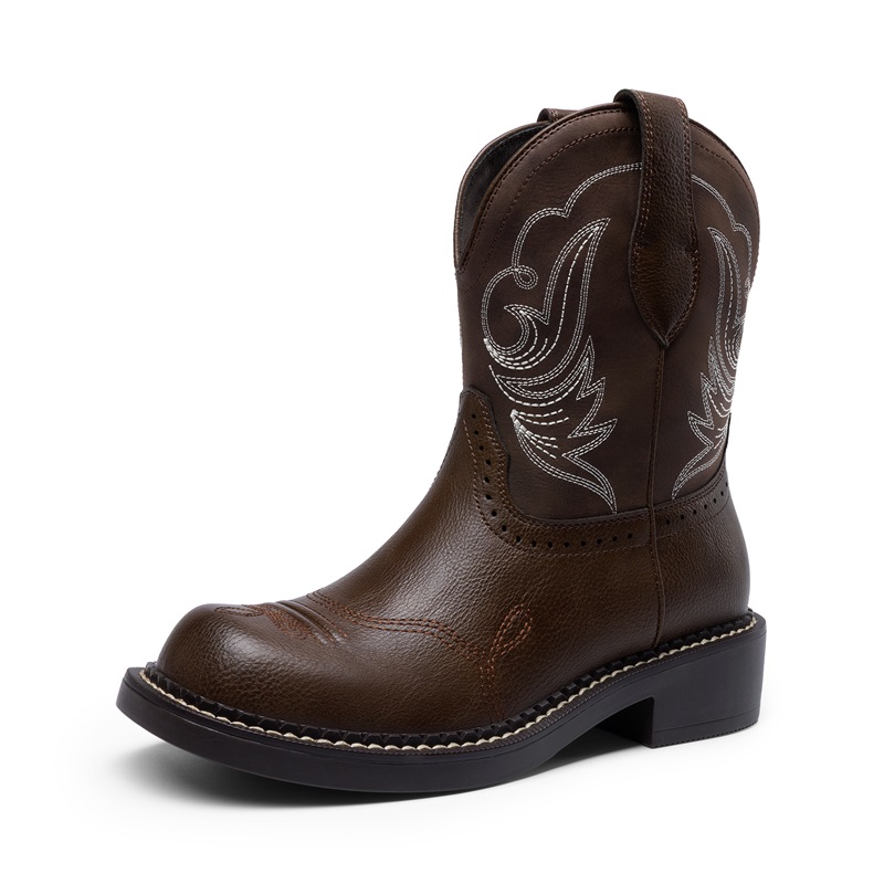 DREAM PAIRS Women   s Slip On Vintage Western Boots