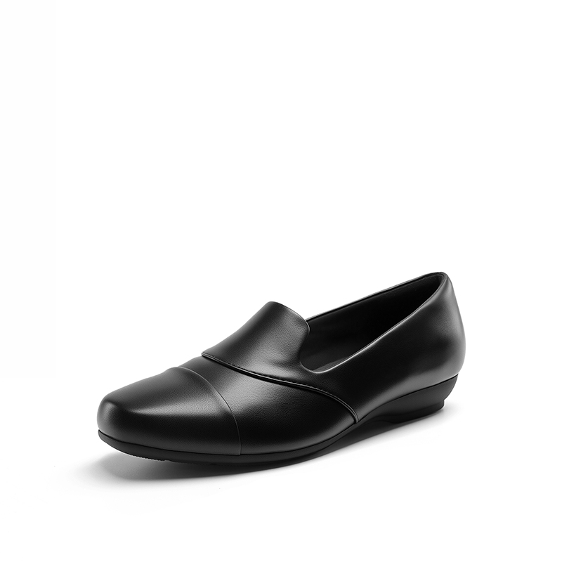 DREAM PAIRS Ascenelle Women   s Wide Fit Elastic Loafers — view 1