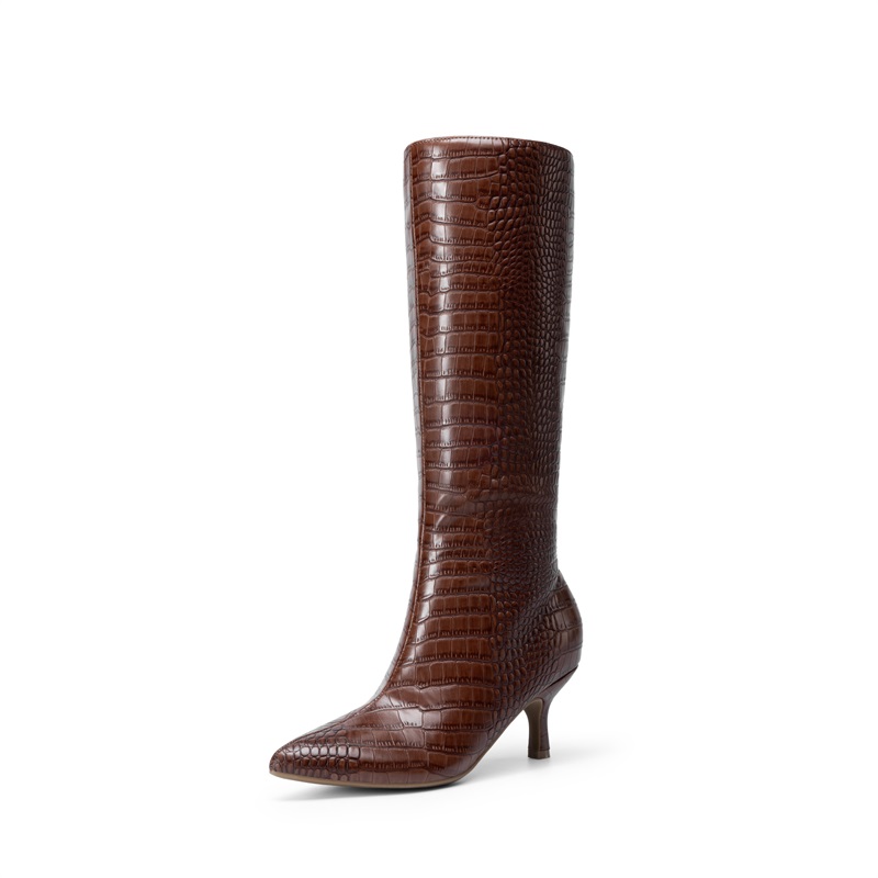 DREAM PAIRS Women   s Pointed Toe Kitten Heel Boots