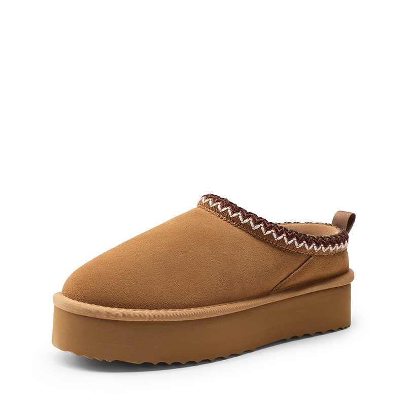 DREAM PAIRS  FuzzyEasy Women s Slip on  Women s Suede Platform Slippers — view 1