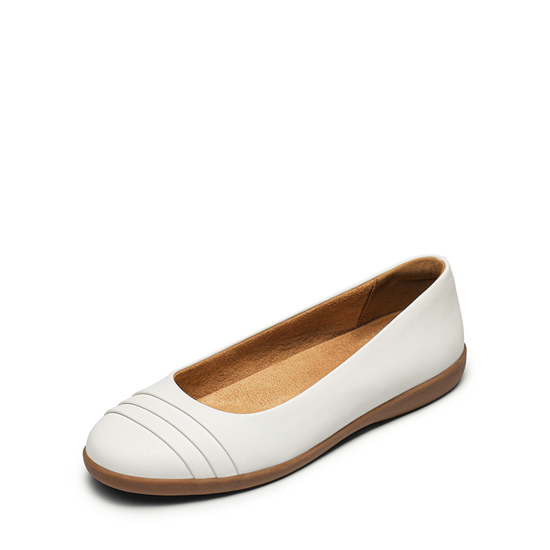 DREAM PAIRS Ascenelle Slip On Arch Support Flats — view 1