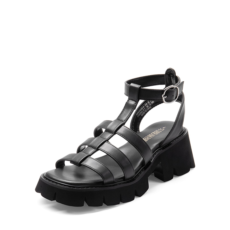 DREAM PAIRS Rugged Lug Platform Sandals — view 1