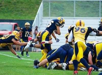McPhee throws for three touchdowns in Gaels win over Lancers